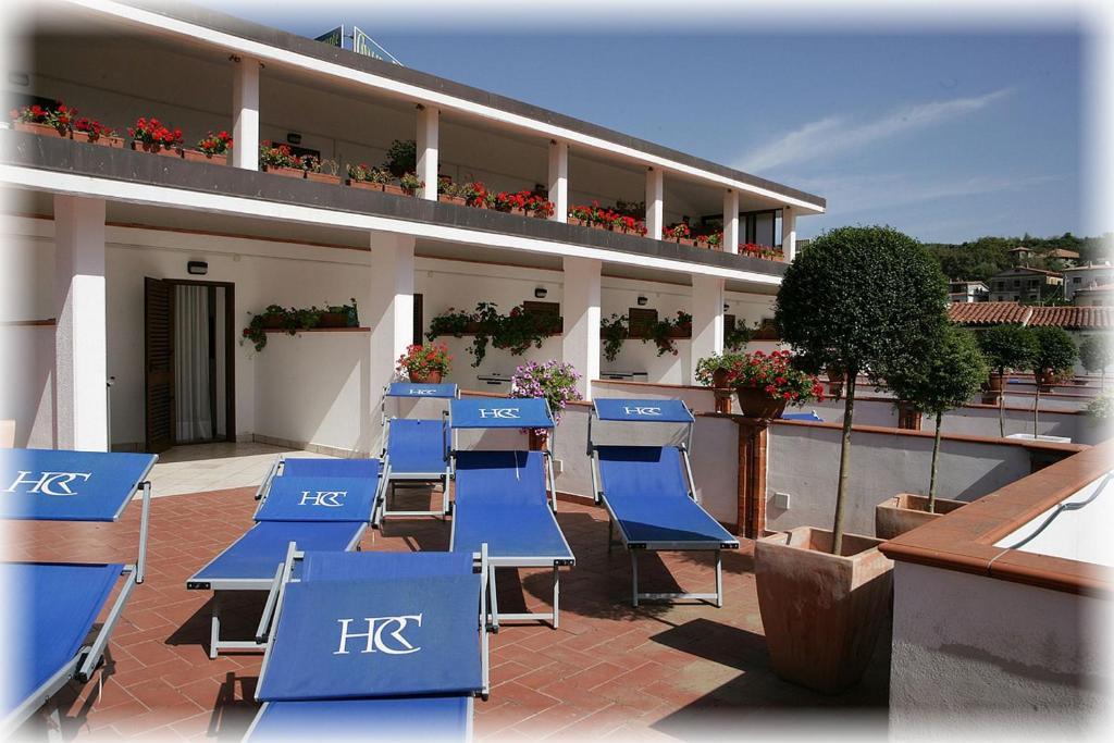 Hotel Ristorante Cavaliere Scario Exteriör bild